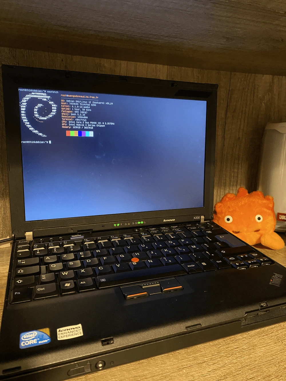 Thinkpad X200 sur une étagère